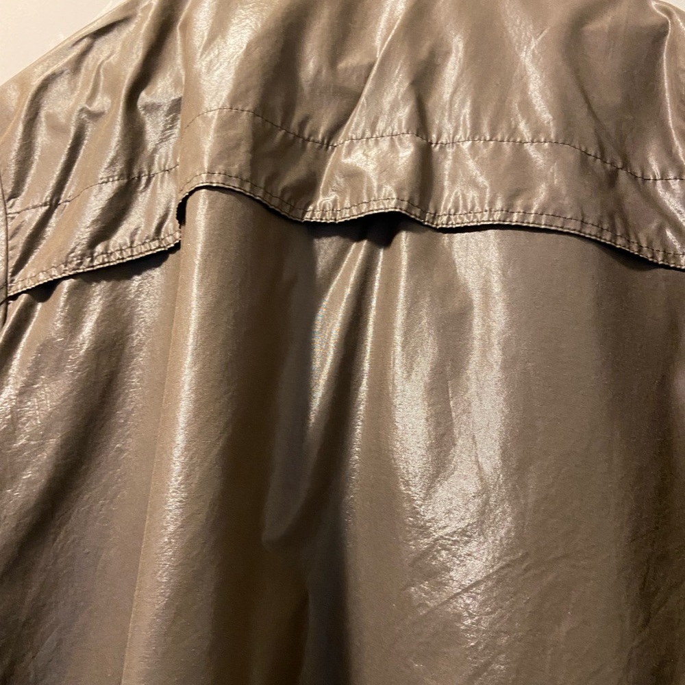 Light Jacket. - image 2